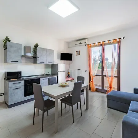Al Porto Balcony Close To The Appartement San Felice del Benaco